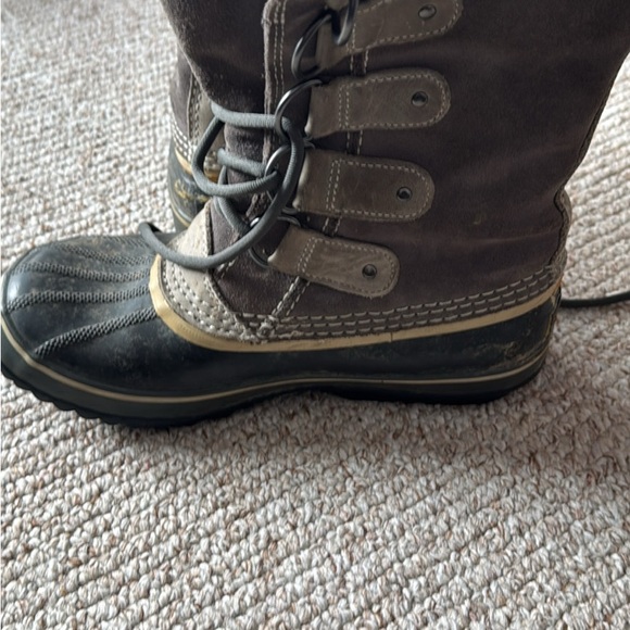 Sorel Hand-Crafted Boots - Picture 4 of 7